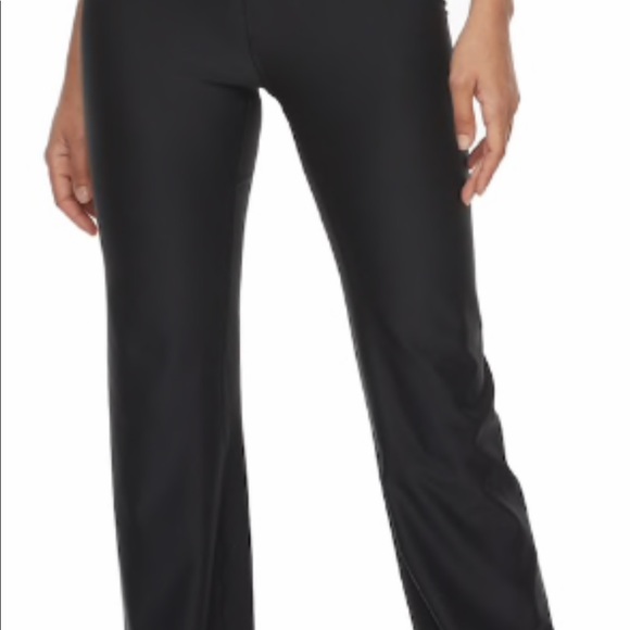 Women’s Nike Training Pants - Picture 4 of 4